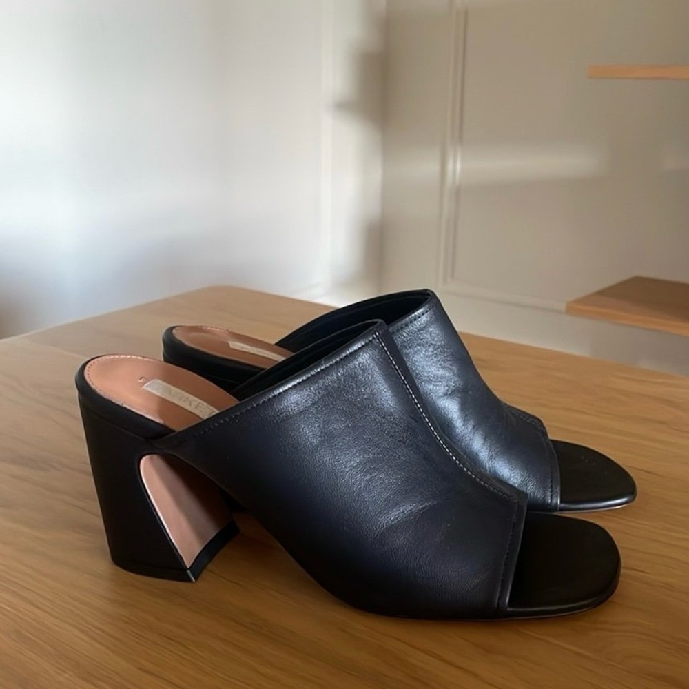 Arket Heeled Leather Mules 38 BRAND NEW